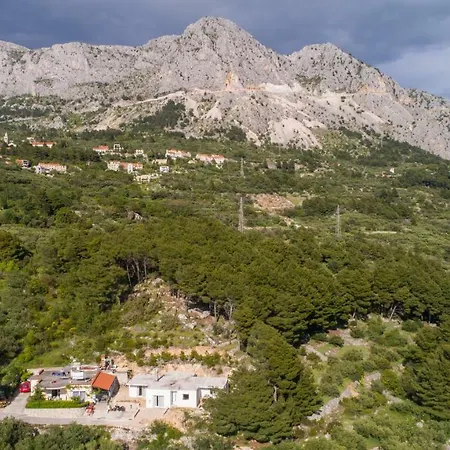 Ela Apartment Podgora